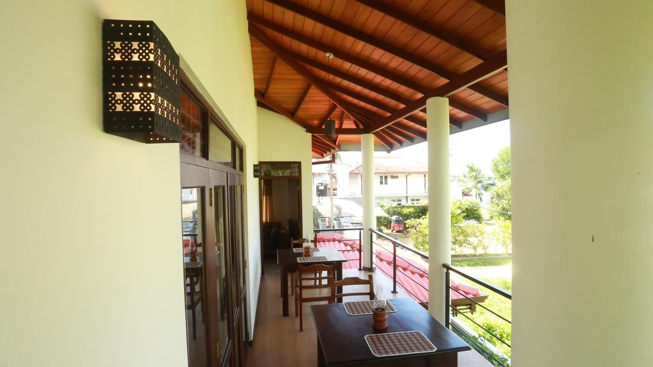 River Breeze Villa Bentota Exterior foto